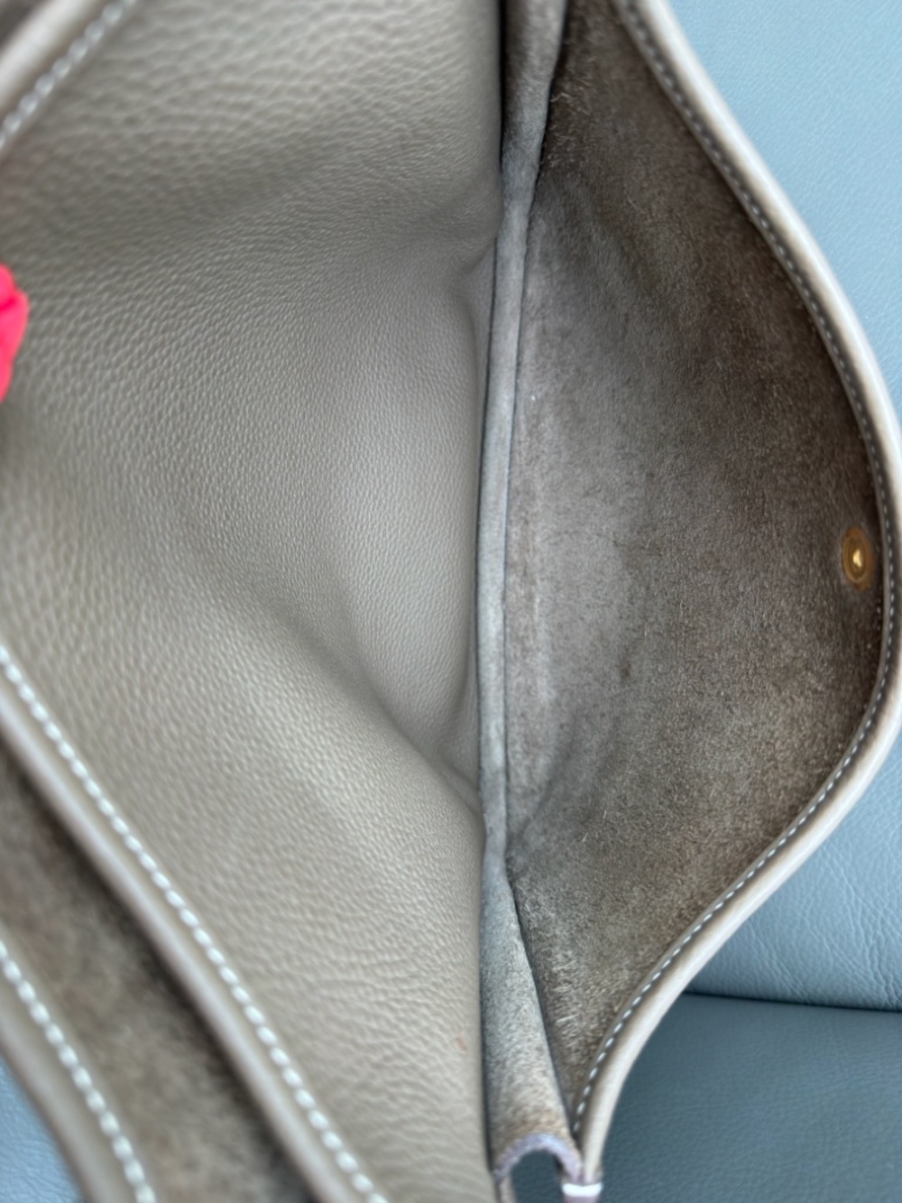Hermès Evelyne III 29 Bag – Etoupe – Clemence Leather – Gold Hardware - Picture 7 of 17